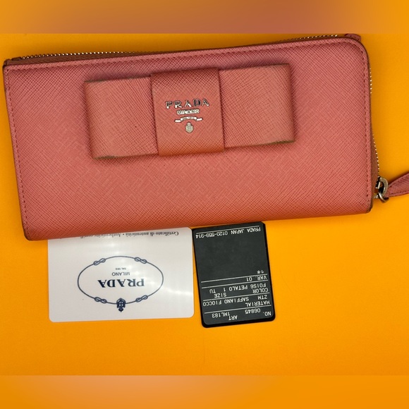 Prada Saffiano Fiocco - Picture 4 of 9